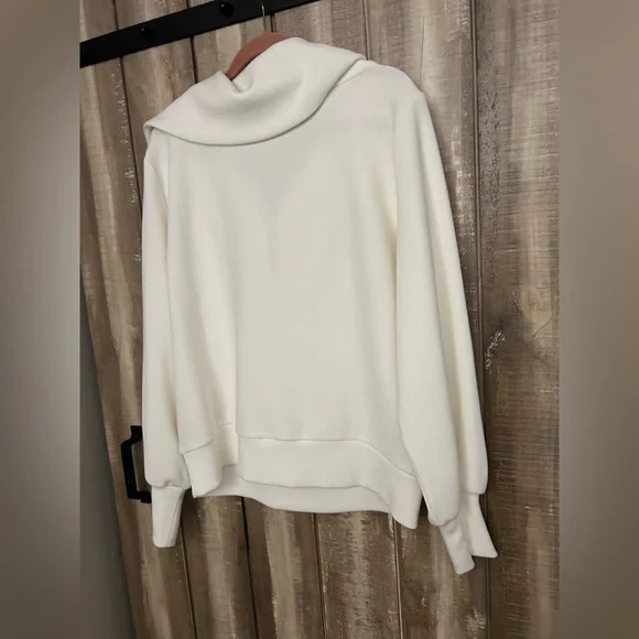 NWT Varley Vine half-zip cream Sweatshirt , M - Picture 9 of 9